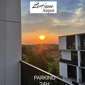 Lehome Airport Apartment